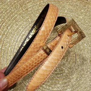Venice Genuine Snake Skin belt size L made in Taiwan great condition